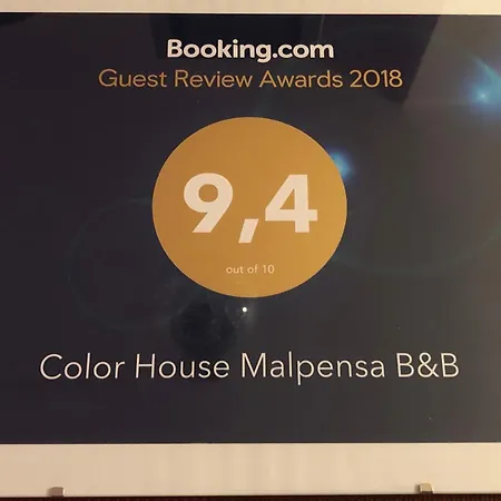 Color House Malpensa * 카사노 마그나고